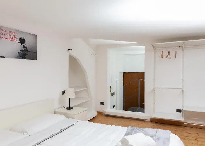 Artstay - Loft Porta Romana, M3 Lejlighed *